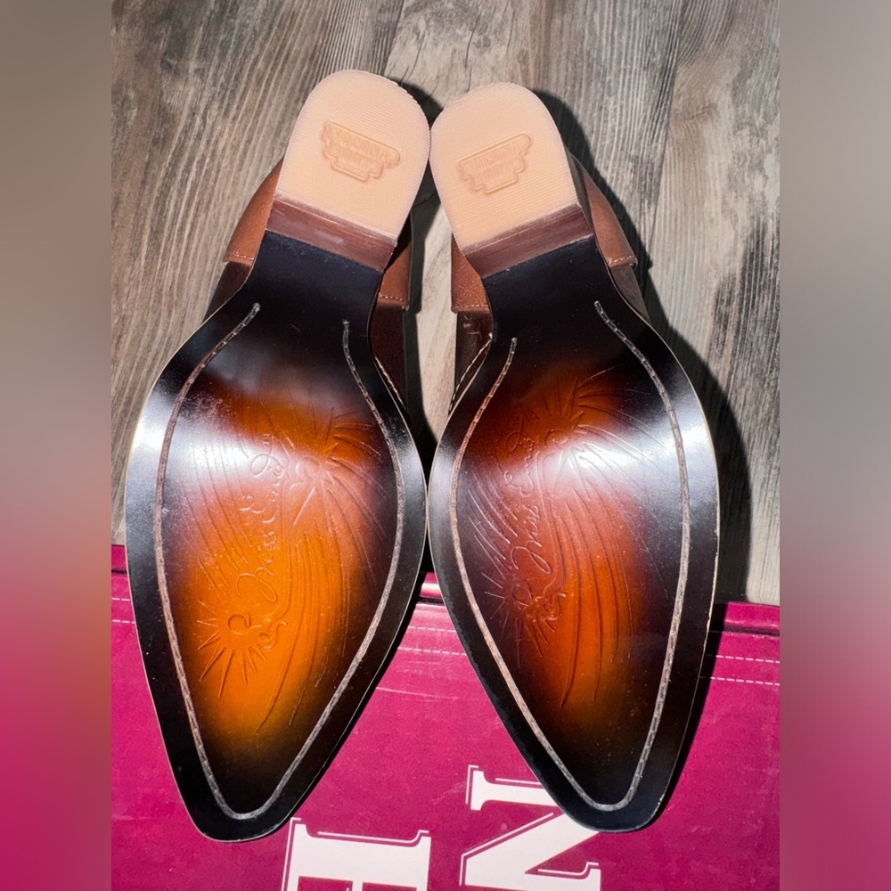 New Womens Nocona Micki Cowhide 7" Snip Toe Ankle Boots Bootie Shoes Size 6 - Picture 4 of 8